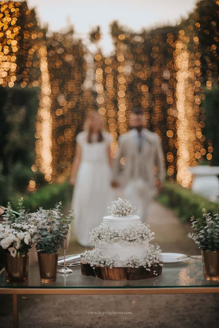 Historic wedding venue Casa do Ribeirinho in Porto with lush gardens and elegant event spaces