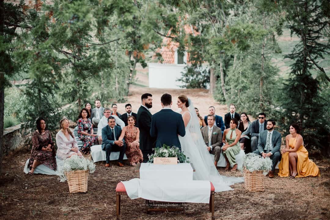 Quinta do Crasto intimate wedding venue with vineyard views and romantic dinner overlooking the Douro Valley